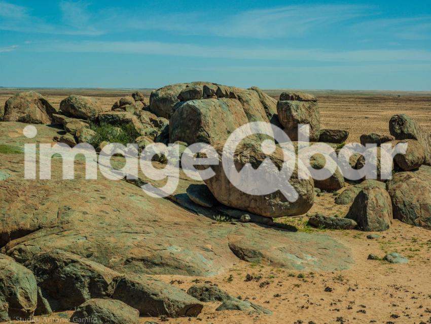monolith rocks namibe desert